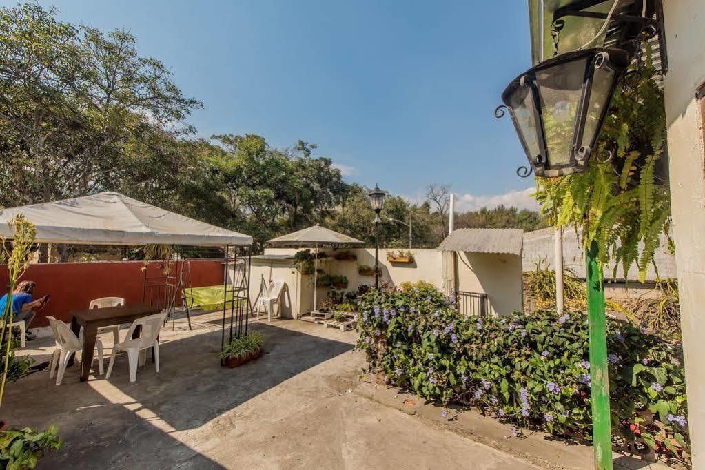 Posada De San Carlos La Calzada Antigua Екстериор снимка